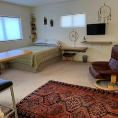 Hiker's Studio - 202