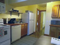 Cozy Quiet Condo on the Hill - Vail 2