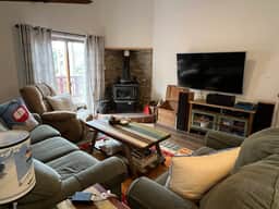 Treetops! Newly Remodeled Ski Valley Cabin