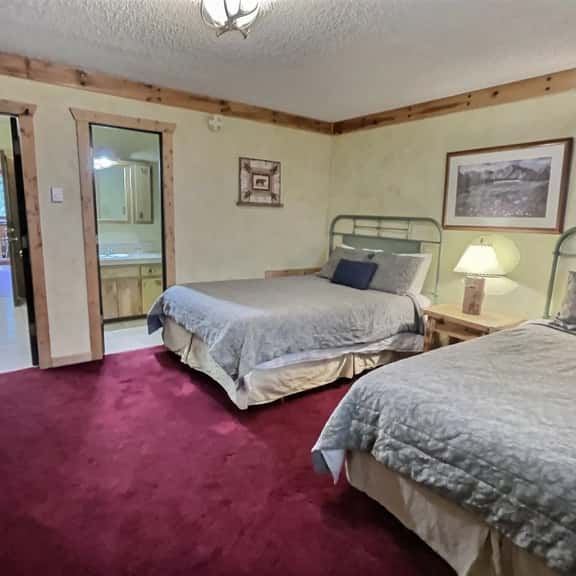 Ski Lodge Getaway - Aspen 2 - Image 1