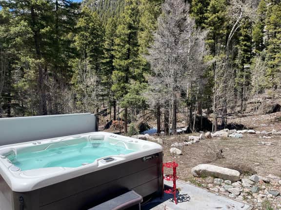 Lorelei’s Black Diamond Lodge